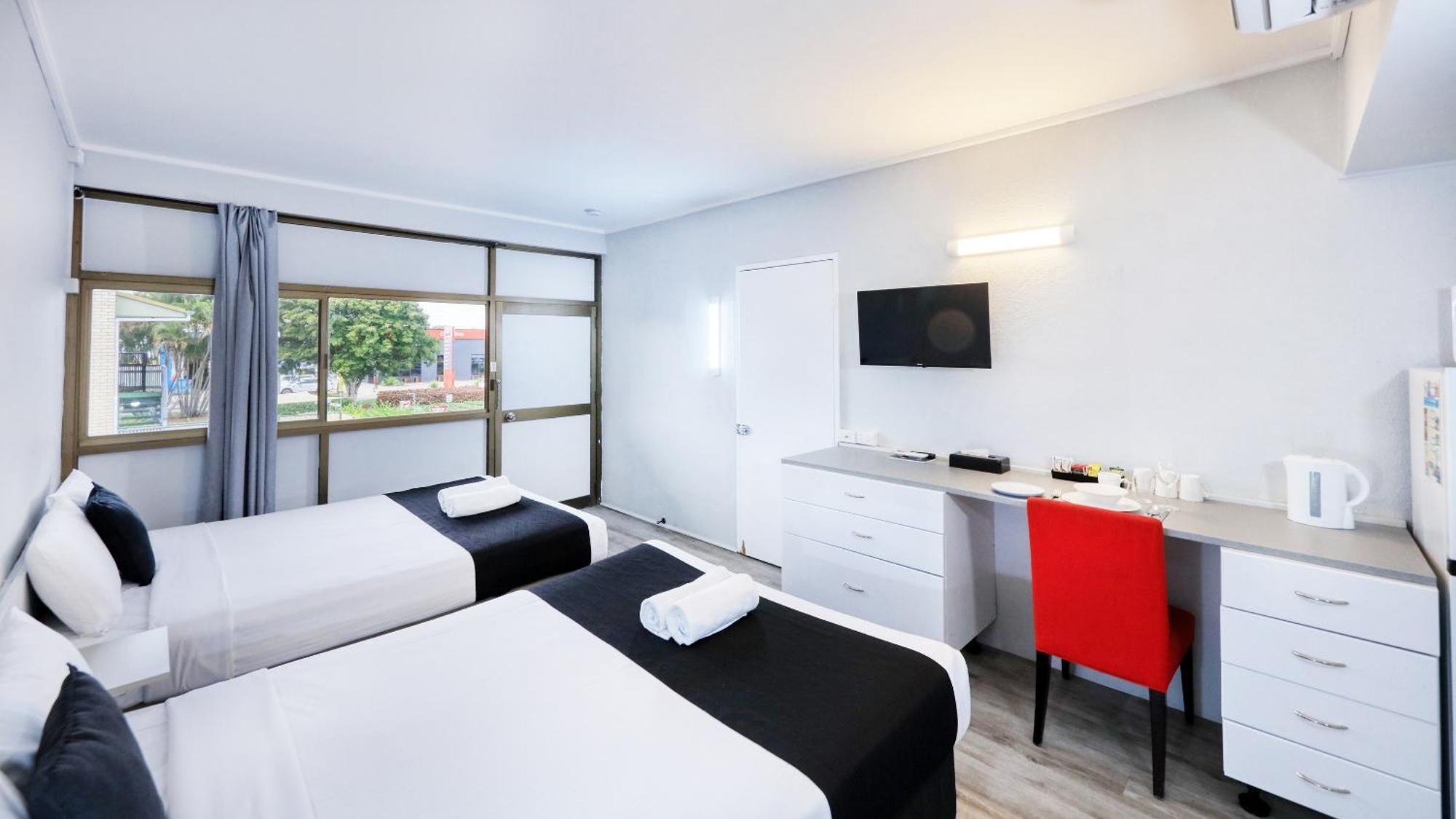 Tropical Gateway Motor Inn Rockhampton Exterior foto