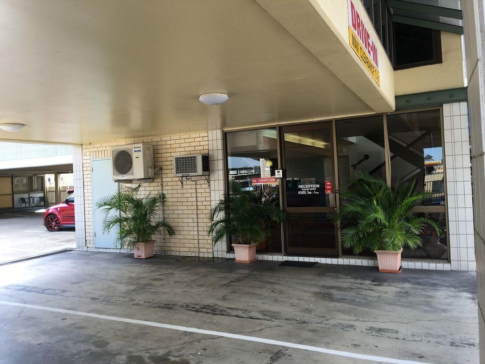 Tropical Gateway Motor Inn Rockhampton Exterior foto